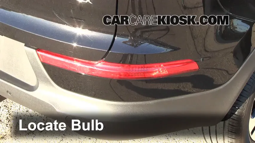 2012 Kia Sportage EX 2.4L 4 Cyl. Lights Turn Signal - Rear (replace bulb)